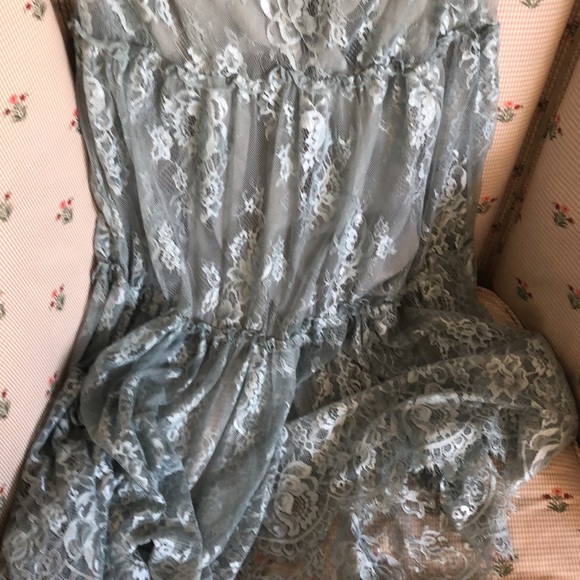 Gold hawk antique blue lace and silk dress - Picture 2 of 7